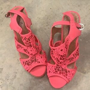 Pink lucky brand wedges